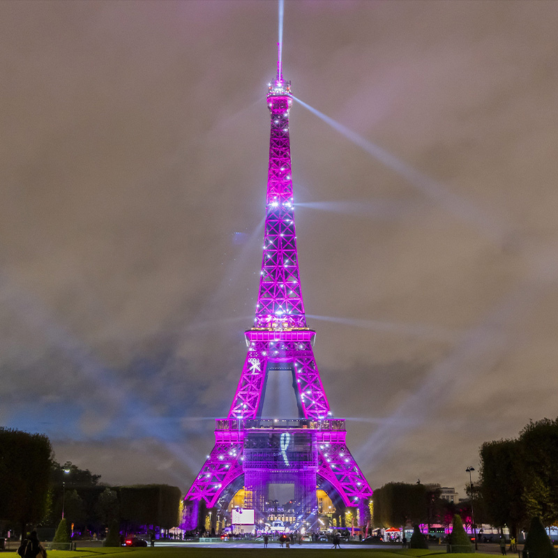 Image de la tour Eiffel pour l'article les origines de octobre rose